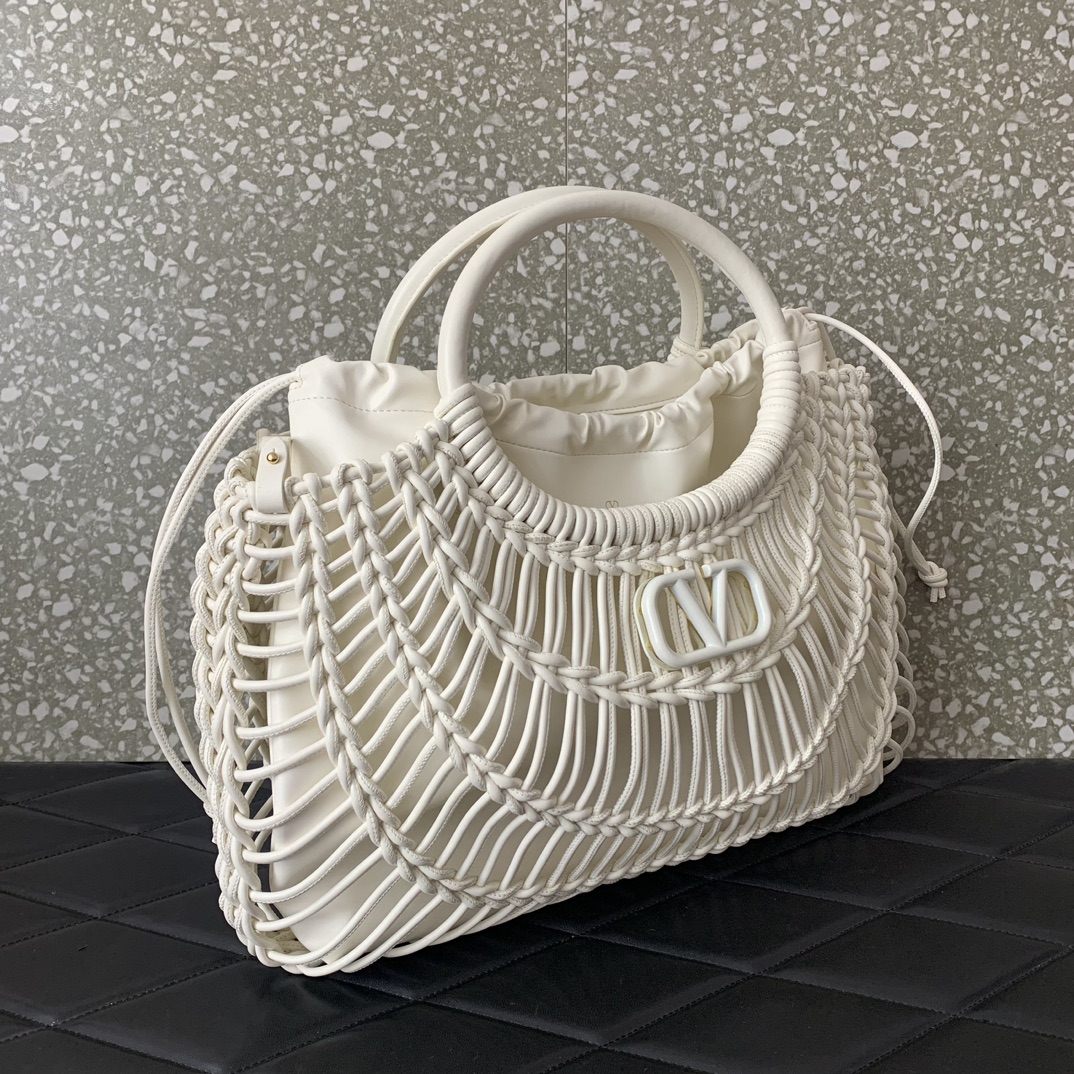 Valentino Garavani AllKnots Shopper Bag in Ivory Hand-woven Leather 